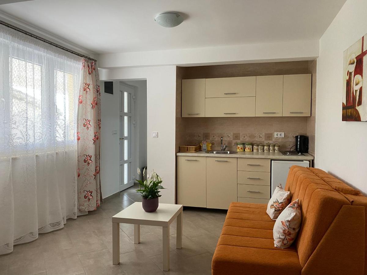 Dajkovic Apartmani Bar Esterno foto