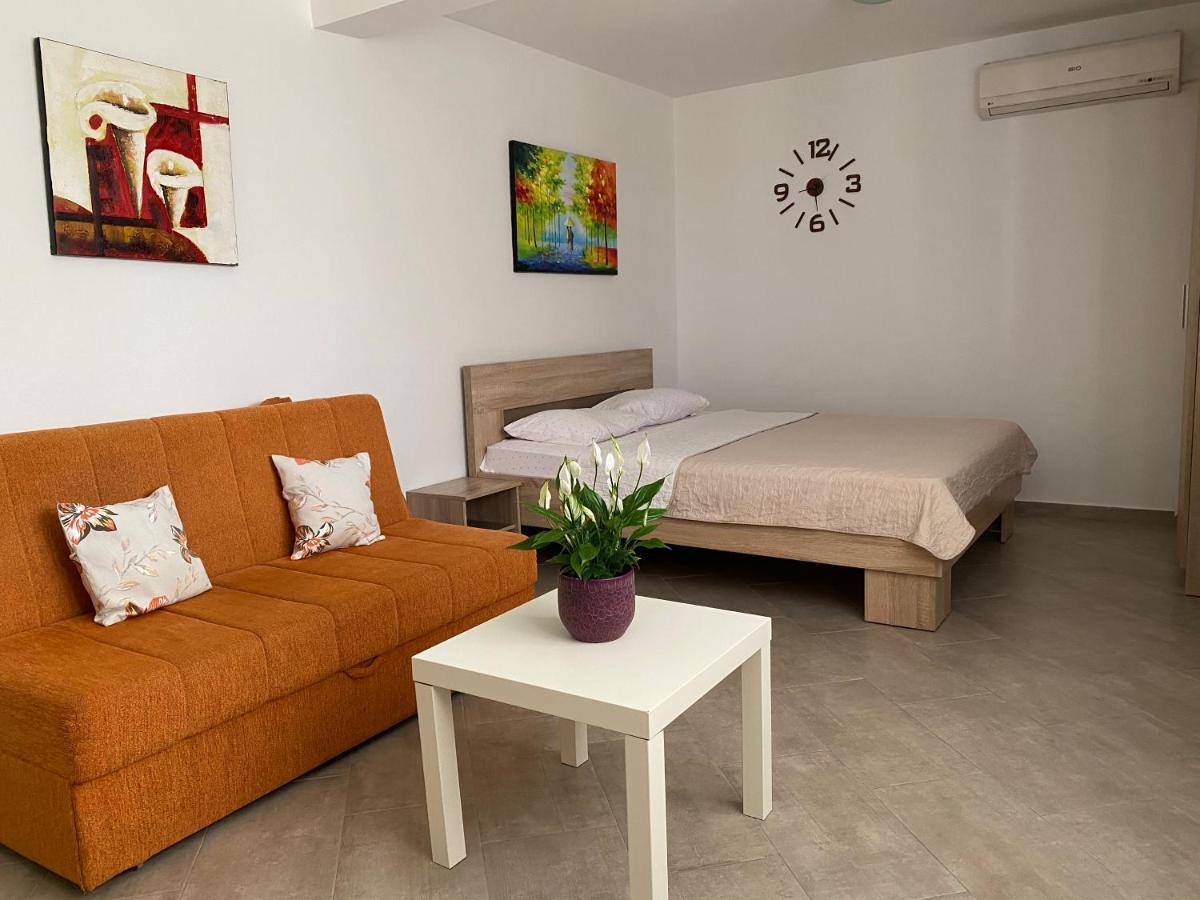 Dajkovic Apartmani Bar Esterno foto